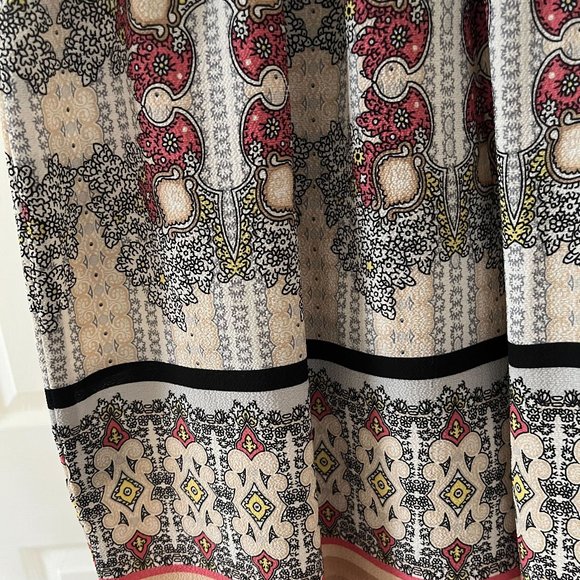 Jealous Tomato Patterned Romper with Peek-a-boo Side Ties - M - Picture 4 of 5